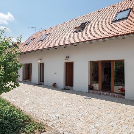 Penzion Andel Šatov Exteriér fotografie