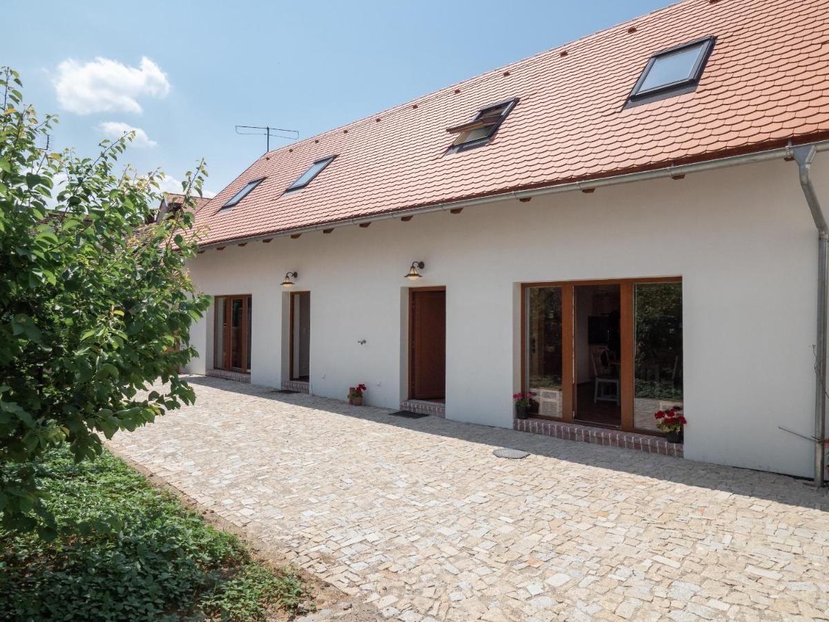 Penzion Andel Šatov Exteriér fotografie